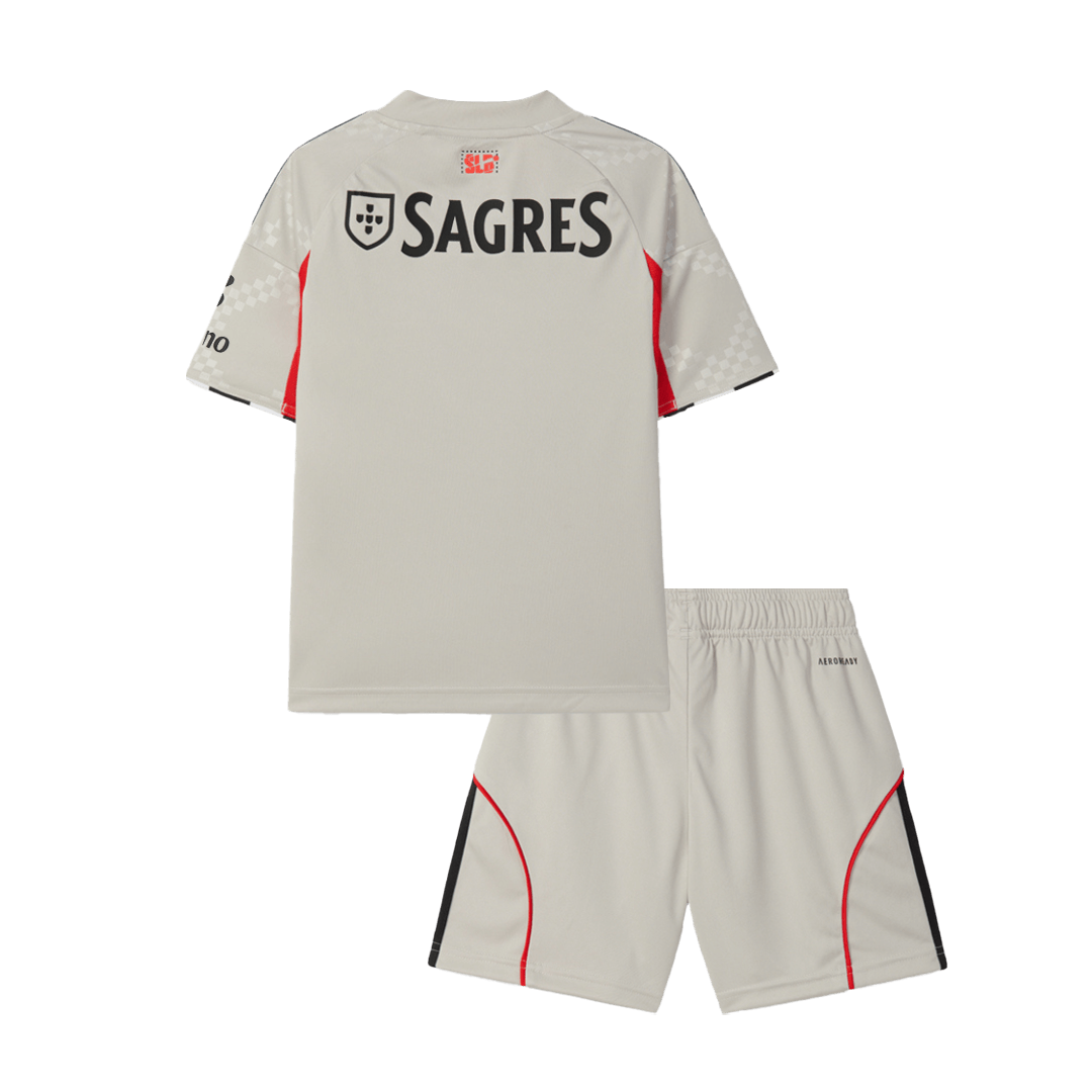 Gyerek Benfica
Idegenbeli
Mez
2025/26