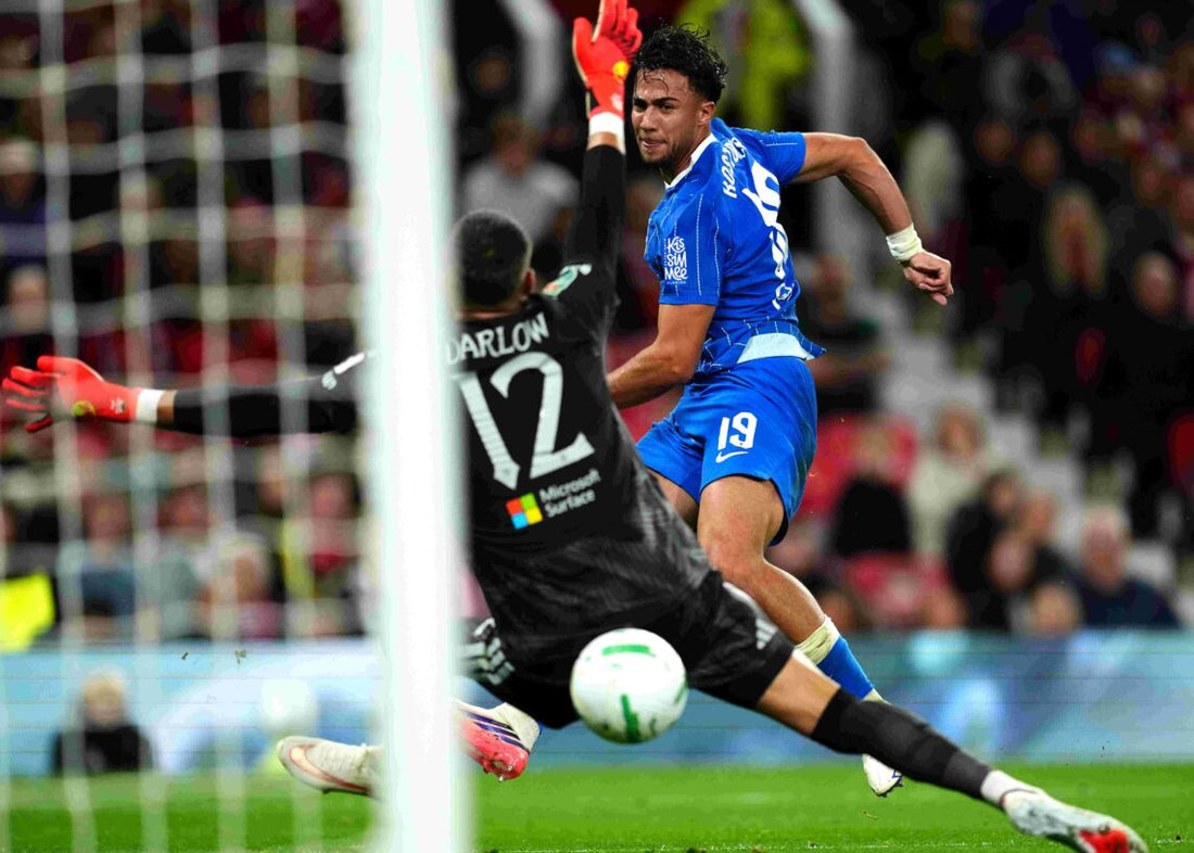Kostoulas a United kapusa, Darlow előtt a Brighton Old Trafford-i kupagyőzelmén