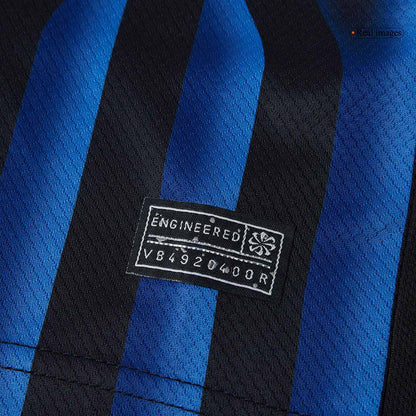 Gyerek Inter Milan 
Otthoni 
Mez 
Készlet (Mez + Nadrág + Zokni) 
2025/26