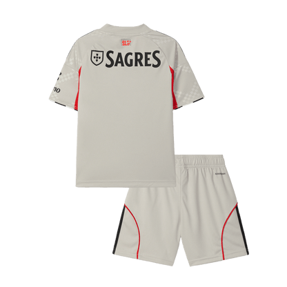 Gyerek Benfica 
 Idegenbeli 
Mez 
 
2025/26