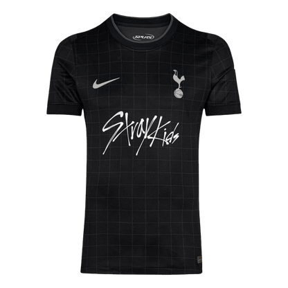 Tottenham Hotspur 
 
 Futball Mez 
2025/26 
 Fekete
