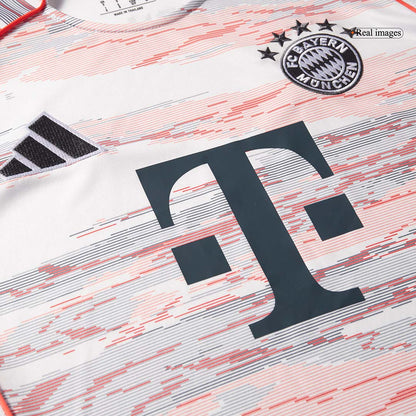 N.JACKSON #11 Bayern Munich Idegenbeli Mez 2025/26 Fehér