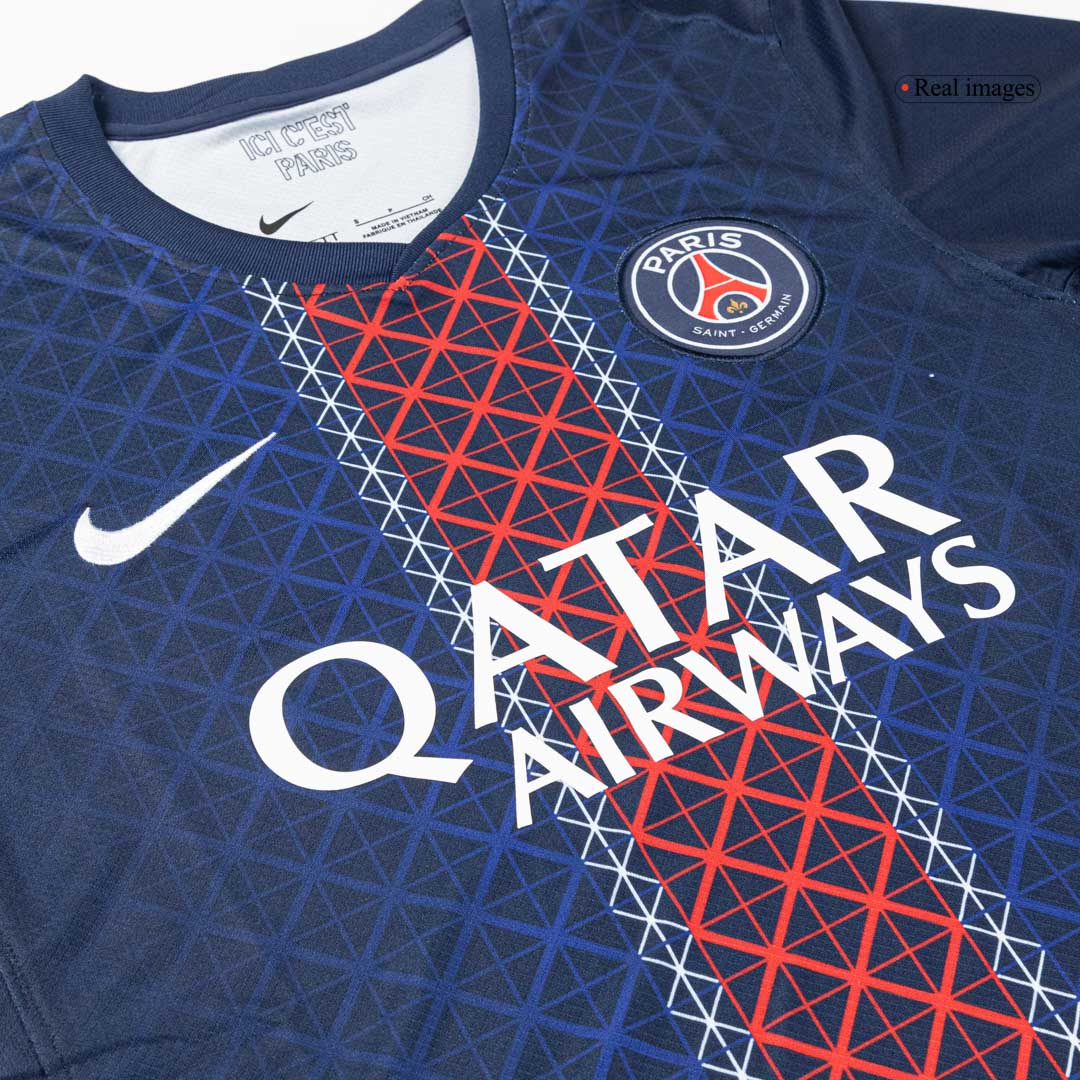 【Szuper Jó Minőségű】B.BARCOLA #29 PSG Otthon Soccer Mez 2025/26 Haditengerészet