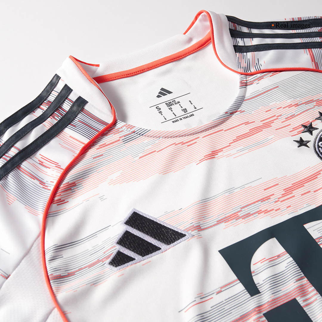 MÜLLER Special #25 Bayern Munich Idegenbeli Soccer Mez 2025/26 Fehér