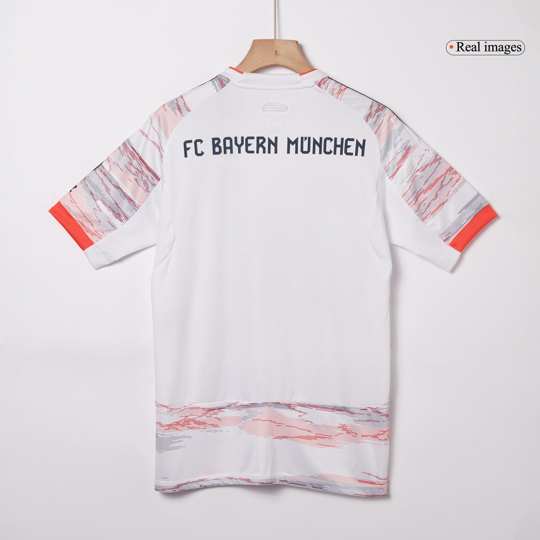 OLISE #17 Bayern Munich Idegenbeli Mez 2025/26 Fehér